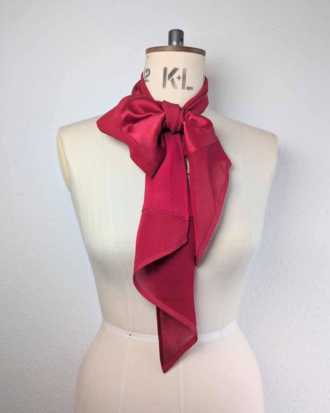 The Silk Scarf in Raspberry