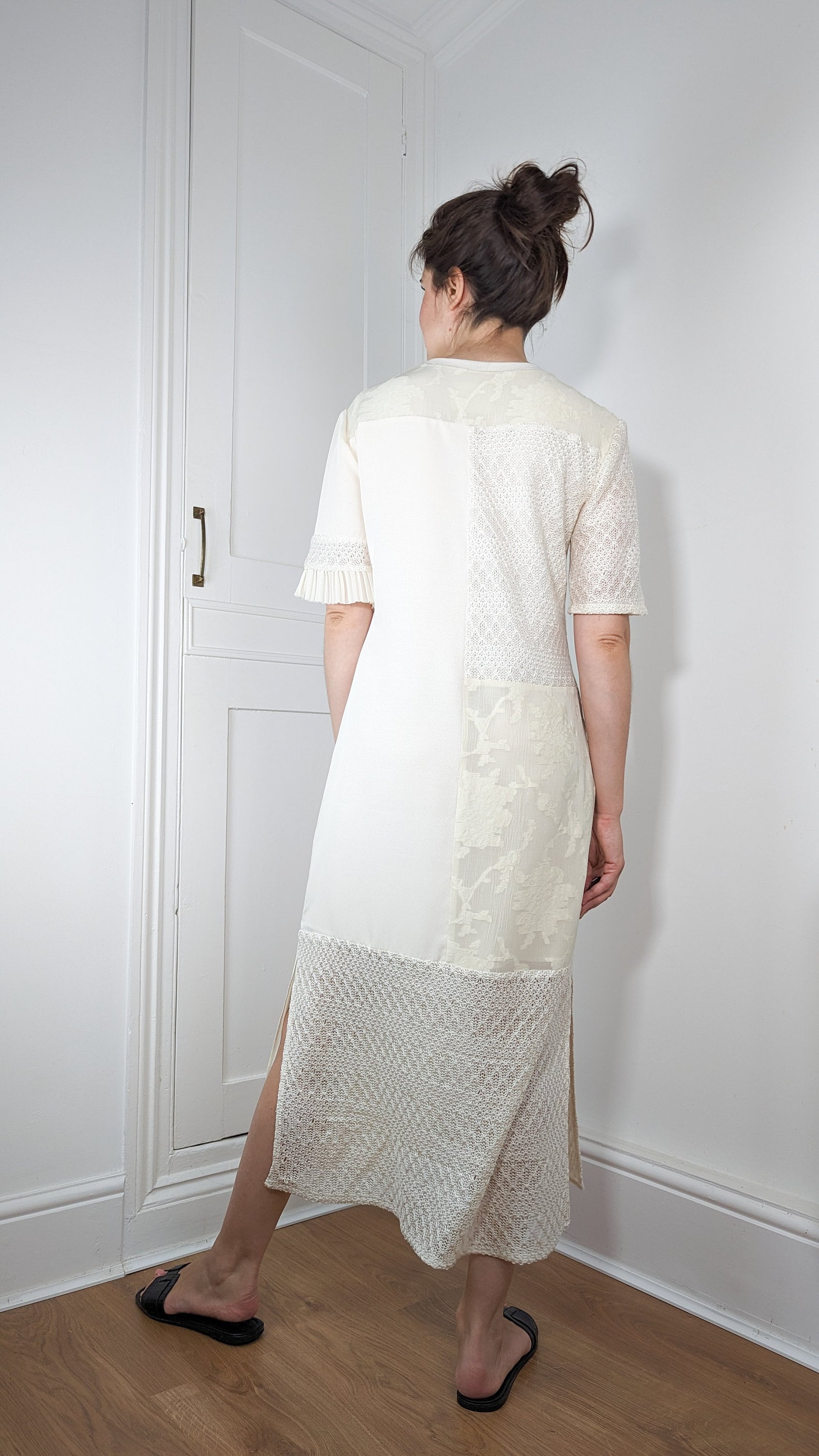Vanilla Bamboo and Silk Midi Dress Loose Fit with Short T-Shirt Sleeves and Belt